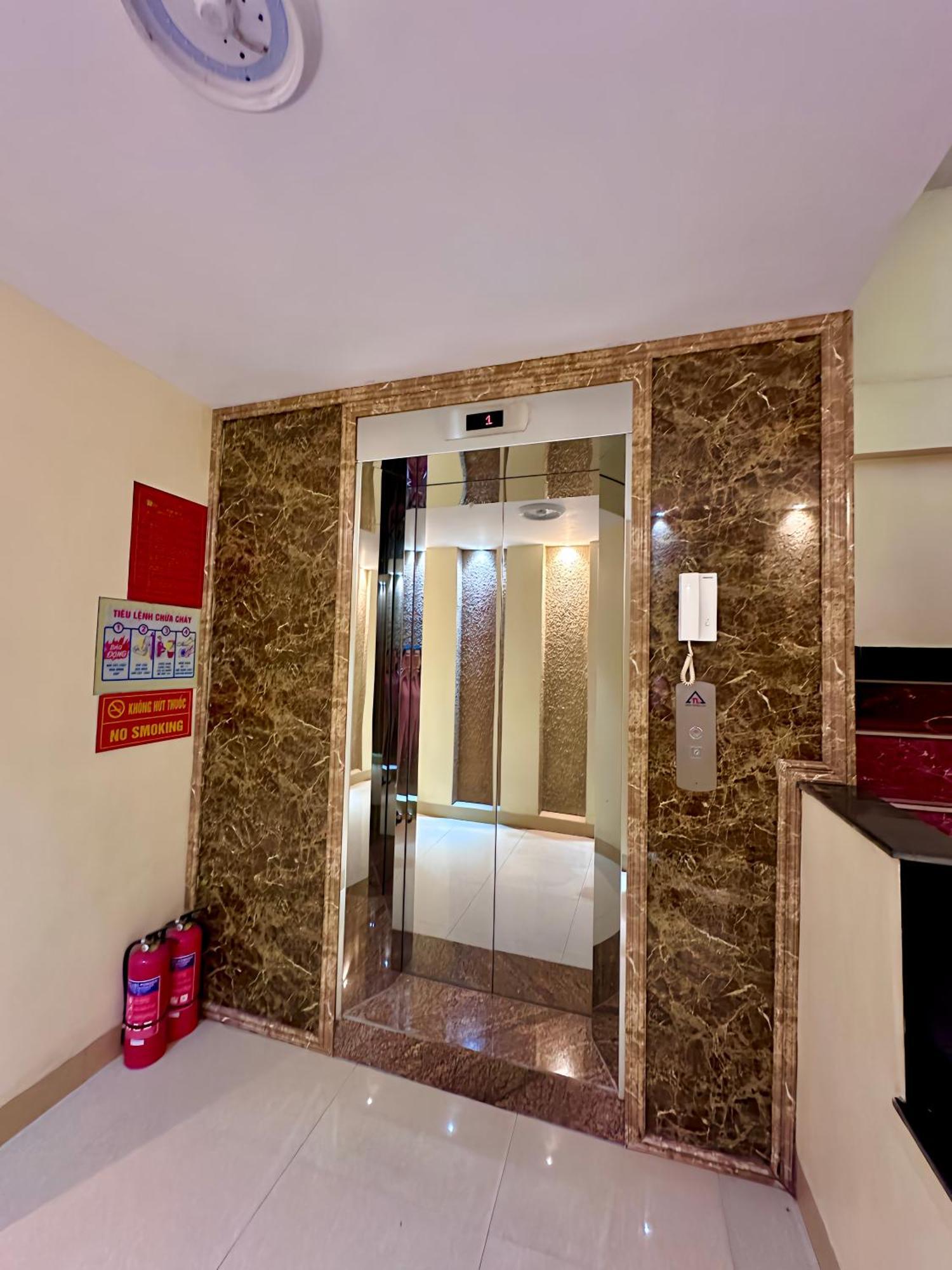 Tam Giac Mach Hotel Ha Giang Extérieur photo
