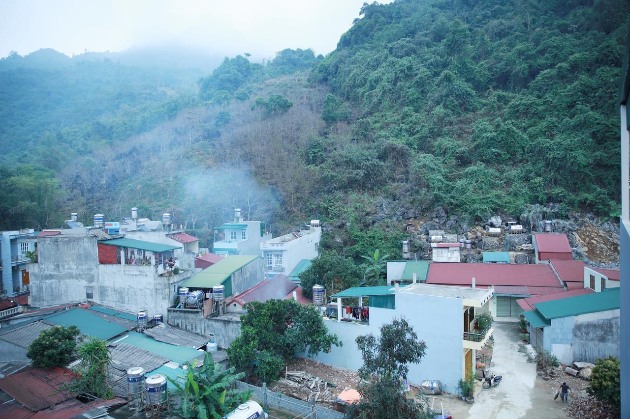 Tam Giac Mach Hotel Ha Giang Extérieur photo